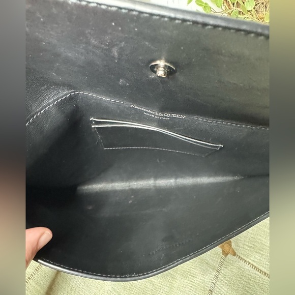 ❌SOLD❌RARE🔥 Alexander McQueen Crocodile Embossed Clutch - Picture 10 of 10